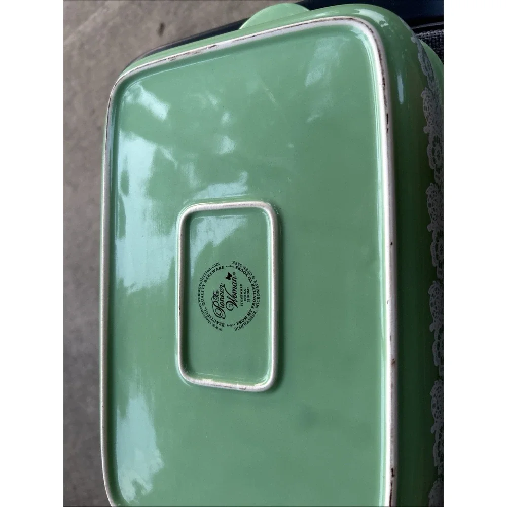 Pioneer Woman Rectangular Stoneware Christmas Merry Meadows Casserole Dish